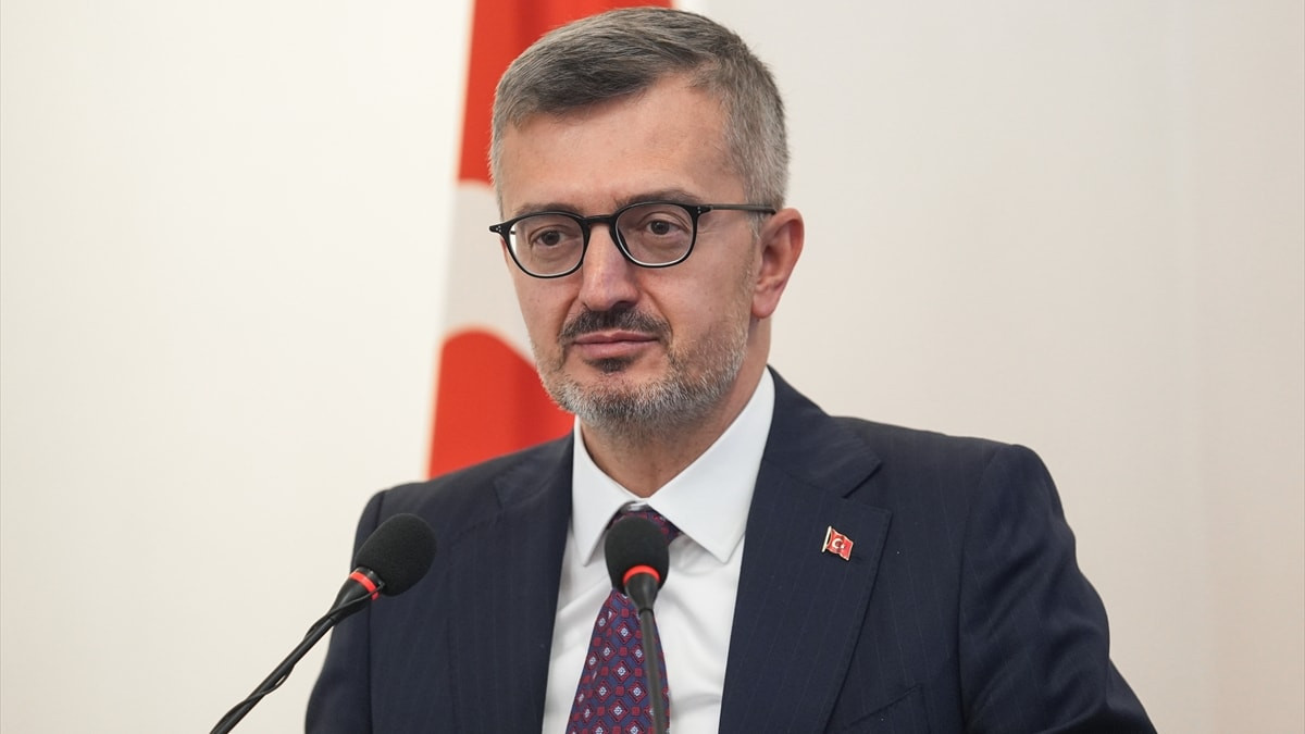 Burhanettin Duran'dan yağıştan olumsuz etkilenenlere "geçmiş olsun" mesajı