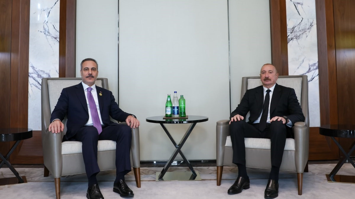 Hakan Fidan, Azerbaycan Cumhurbaşkanı İlham Aliyev ile görüştü