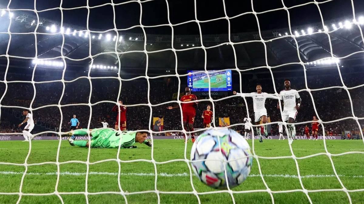 UEFA Şampiyonlar Ligi'nde en gollü hafta rekoru kırıldı