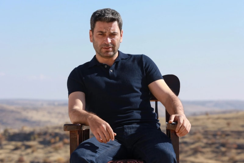Uzak Şehir Dizisindeki Oyuncuların Yaşları ve Yaş Farkı İncelemesi