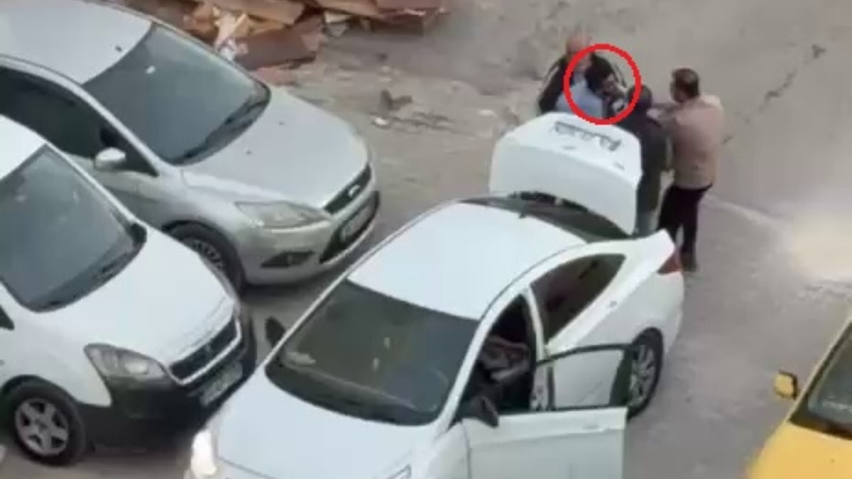 Adana'da bir grup tartıştıkları kişiyi bagaja koyup kaçırdı