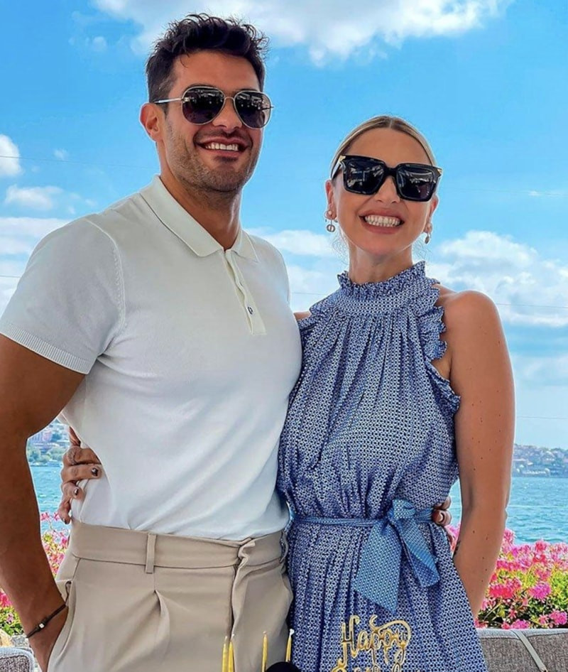 Hadise: Anne Olma İçin Teklifi Tekrarlayan Ünlü Şarkıcı