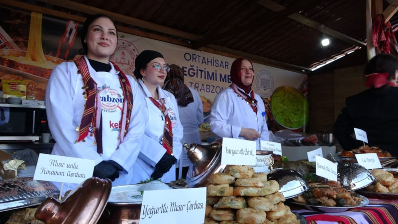 Trabzon Gastronomi Festivali'nde Dev Kuymak Rekoru ve Mutfak Zenginliği