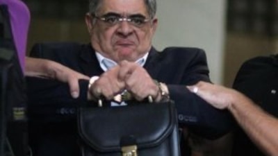 Politikanın ciddiyetini kaybettiği komik anlar