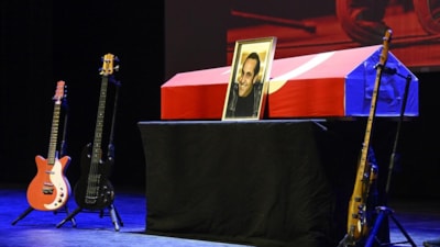 Özkan Uğur'a veda...