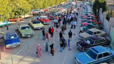 Konya'da klasik otomobil sergisiyle nostaljik yolculuk
