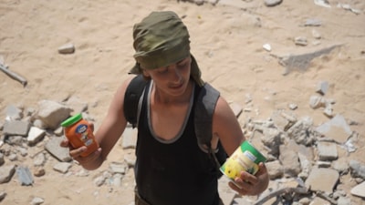 İsrail, gıda yardımı almaya giden Gazzeliler'e saldırdı