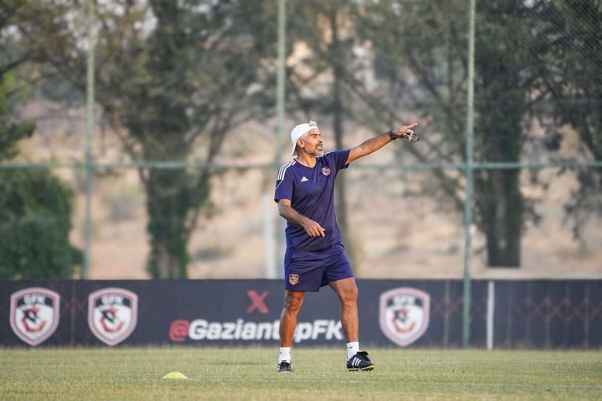 Süper Lig'de 2025-2026 sezonunda görevinden ayrılan teknik direktörler