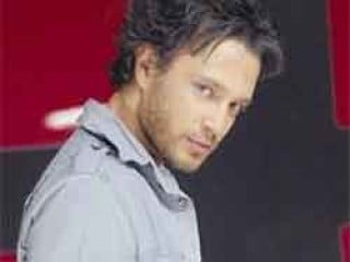 Tarkan'ın eski vokalisti Murat Boz İLK albümünü yaptı-VİDEO