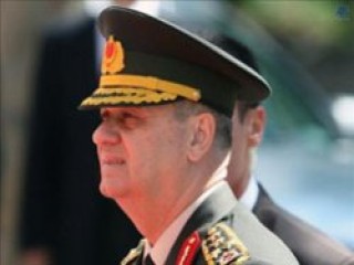 Kurmay Albay'dan Başbuğ'a ağır küfürler