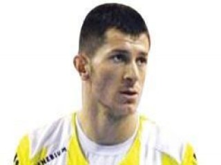 Milli sporcuya sokakta dayak