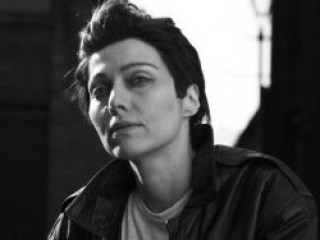 Elif Şafak'ın erkek halleri - Foto