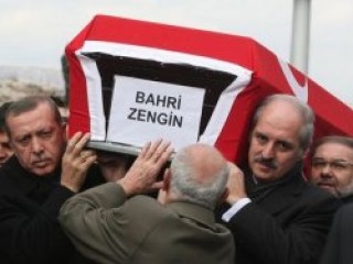 Erdoğan ve Numan Kurtulmuş Bahri Zengin'in cenazesinde