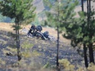 Dinamit yüklü kamyon ormanı yaktı