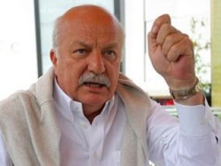 Sadri Şener: Ünal Aysal 1461 Trabzon'u satın alsın