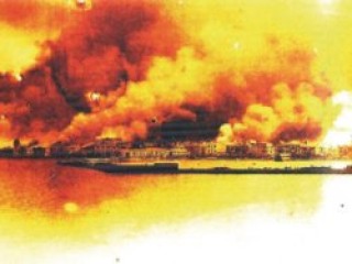 1922'de 'Gâvur İzmir'i kim yaktı