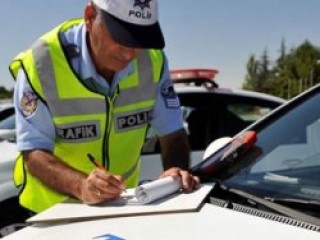 Klipte trafik suçu işleyen ünlülere ceza