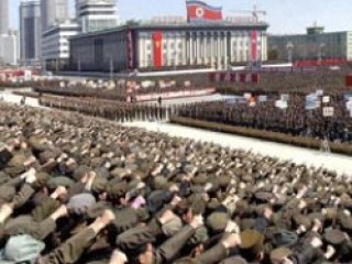 Kuzey Kore'de stadyumda porno idamı