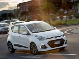 Hyundai i10'a otomatik vites seçeneği eklendi