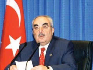 Eski İçişleri Bakanı Rüştü Kazım Yücelen vefat etti