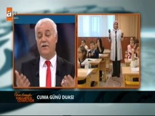 Nihat Hatipoğlu'ndan Cuma duasında barış mesajları