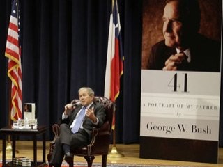 George W. Bush babasının hayatını kitaplaştırdı
