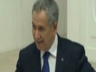 Bülent Arınç'tan güldüren bütçe diyalogları