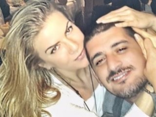 İvana Sert'ten aşk pozları