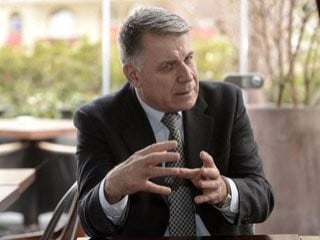 Pekin: Cemaat Irak'ı ABD'ye teslim eden Kesnizani gibi