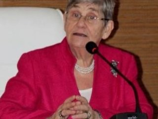 Canan Karatay: Lahmacun en sağlıklı fast food yiyeceğidir