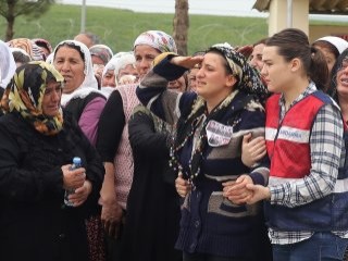 Diyarbakırlı şehidin eşi PKK'ya lanet okudu