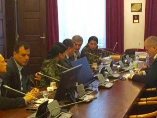 Terör örgütü YPG Prag'da temsilcilik açtı