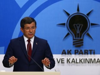 Davutoğlu: Erdoğan'ın onuru benim onurumdur