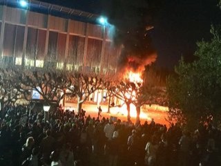Trump'tan Berkeley protestocularına cevap