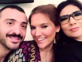 Demet Akalın'dan Işın Karaca'ya 25 bin liralık hediye