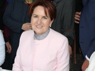 Akşener'in yeni partisi 'laik' olacak