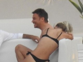 Sinan Akçıl ile Cansu Taşkın aynı karede