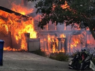Kaliforniya’daki yangın sürüyor: Ölü sayısı 11’e yükseldi