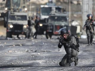 İsrail polisinden göstericilere gerçek mermiyle müdahale