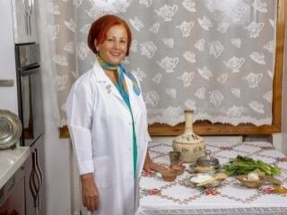 Sıcak yaz günlerinde beslenmeye dikkat edin