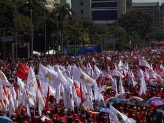 Venezuela'da hükümet ve muhalefet yanlılarından gösteri
