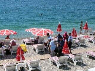 Karavanda yaşayan adam plajda ölü bulundu