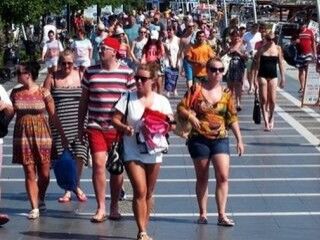 Avrupa'dan turist akını yabancı medyayı şaşırttı