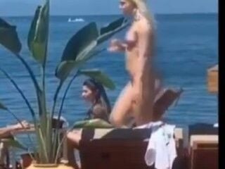 Aleyna Tilki Bodrum'da görüntülendi