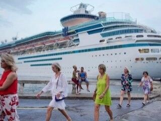 ABD, Küba'ya gemi turlarını yasakladı