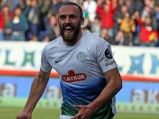 Çaykur Rizespor: Vedat Muriç için Fenerbahçe ile anlaştık