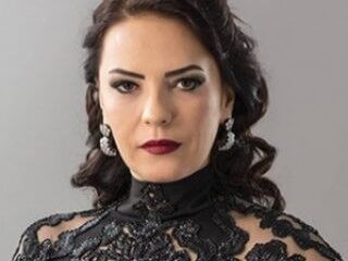 Yeşim Salkım hesabını gizledi