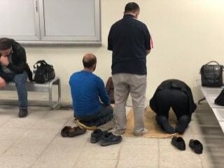 Söğütlüçeşme Marmaray istasyonunda mescit yok