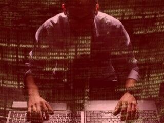 Sahte bordro ile hesabına 7 milyona yakın para aktardı