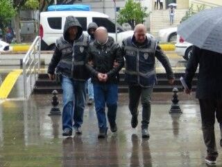 Cinsel tacizde bulunan kişiyi bıçakladı